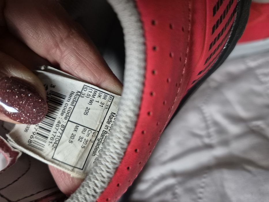 Buty halowe do piłki nożnej halówki
