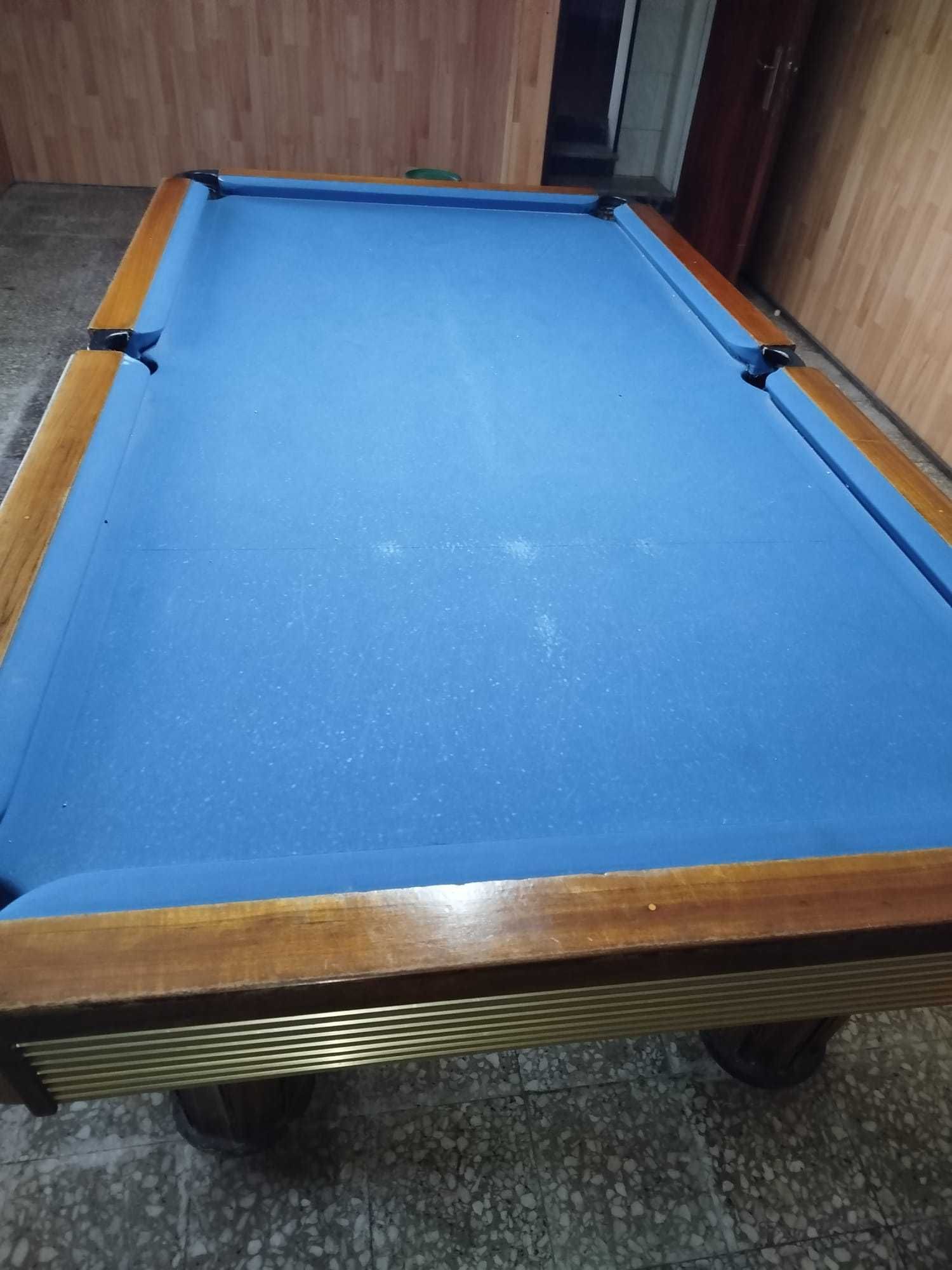 Mesa de Snooker em ótimo estado