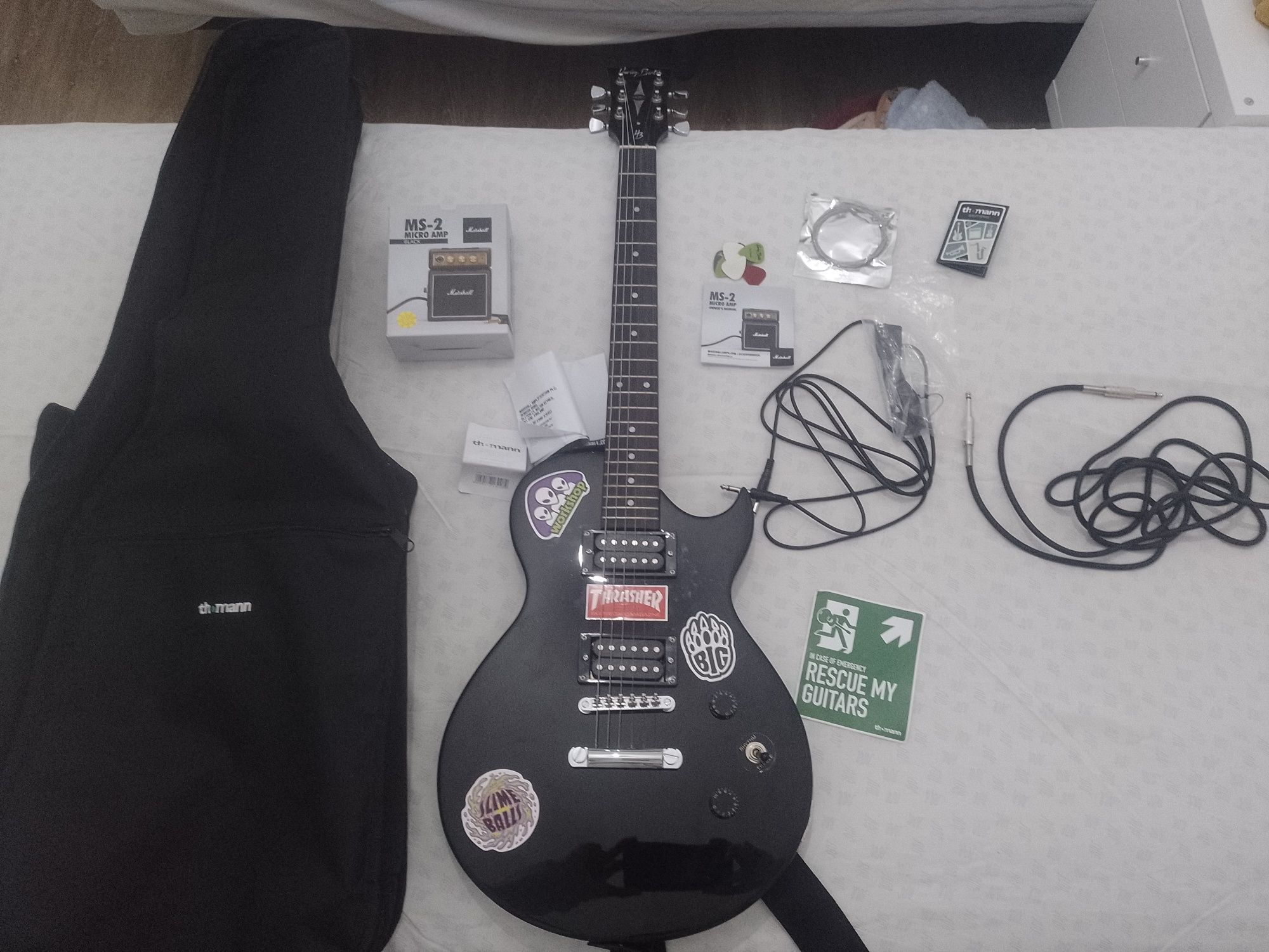 Guitarra thomamm