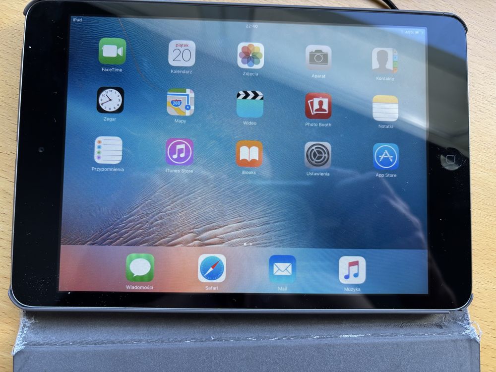 Tablet Apple iPad mini 16 GB szary