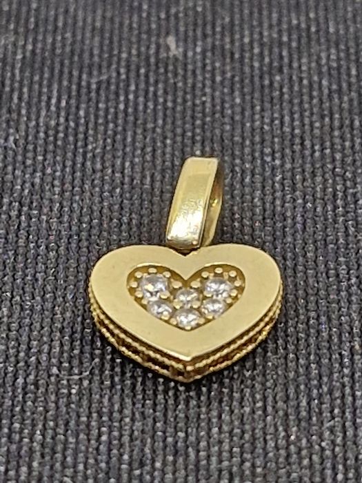 Śliczne złote serce 585 Waga 0.62g