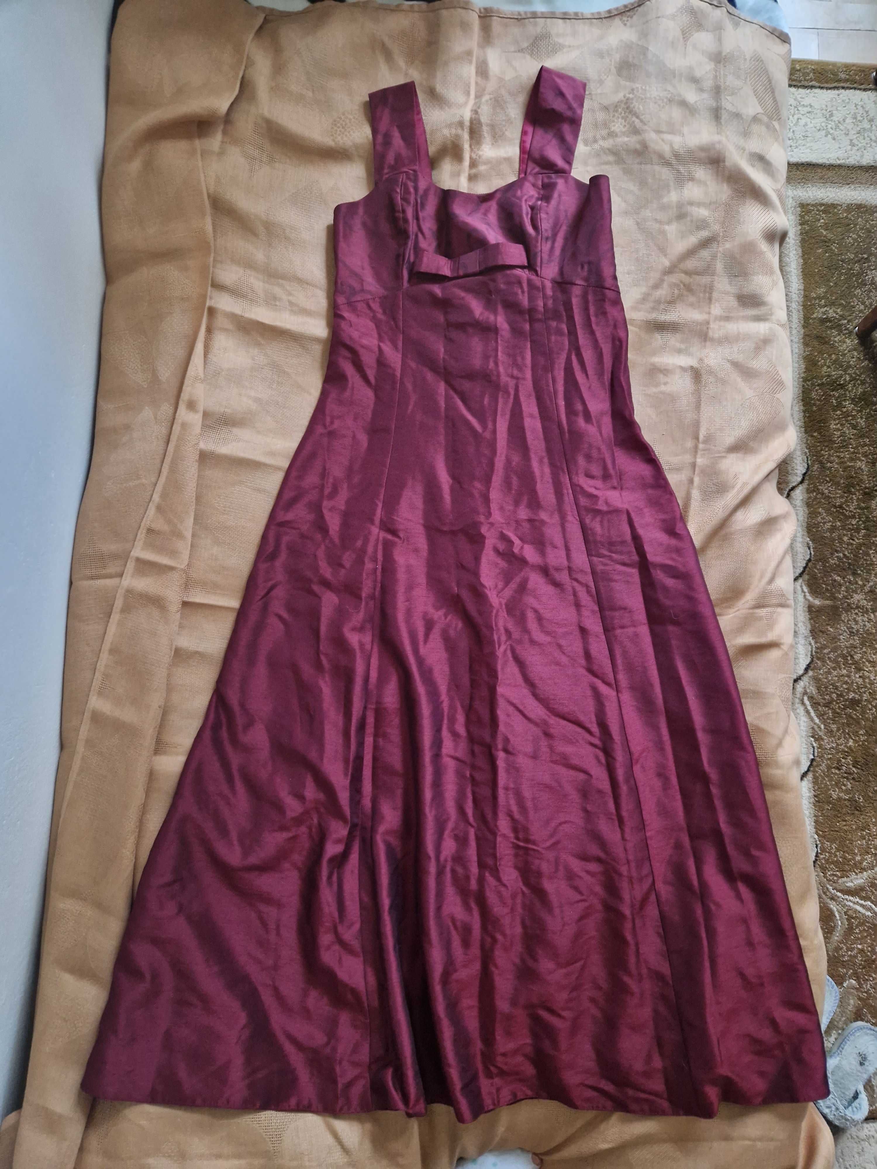 Długa sukienka z tafty vintage