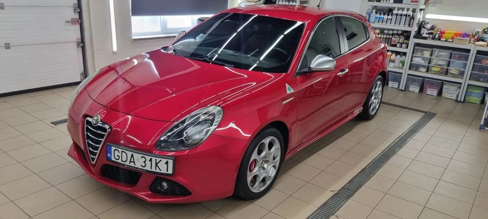 Alfa Romeo Giulietta Alfa Romeo Giulietta QV | 273 KM | 148 km | Ragazzon | Rosso 8C