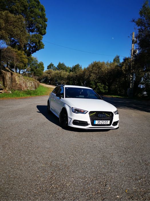 Audi A3 8V S line 184CV