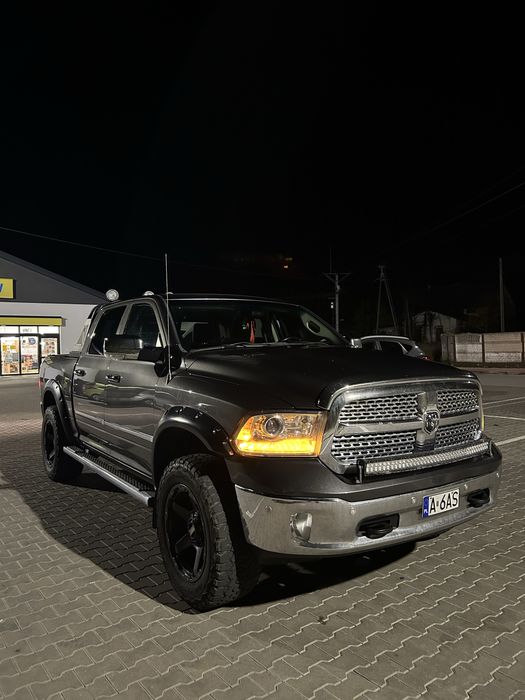 Dodge RAM 1500 LARAMIE
