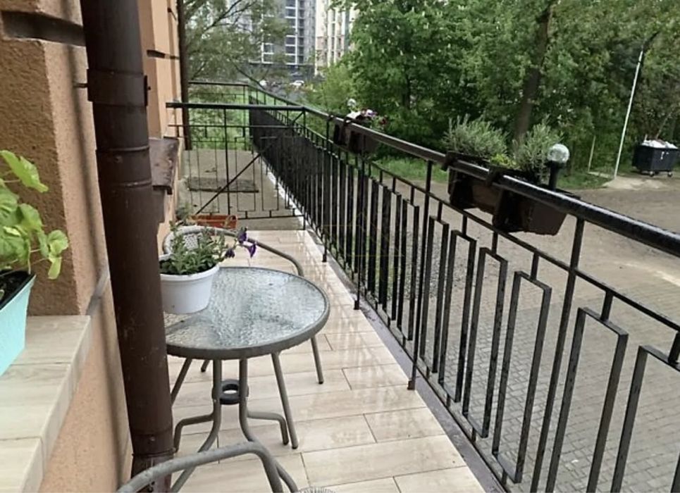 Продаж затишної 2 кім квартири в гарній локації!