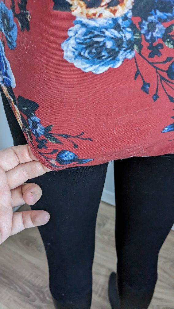 Strój kąpielowy jednoczęściowy odkryte plecy bordowy w kwiaty 38