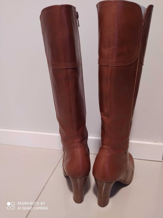 Kozaki z rudej skóry rozmiar 36