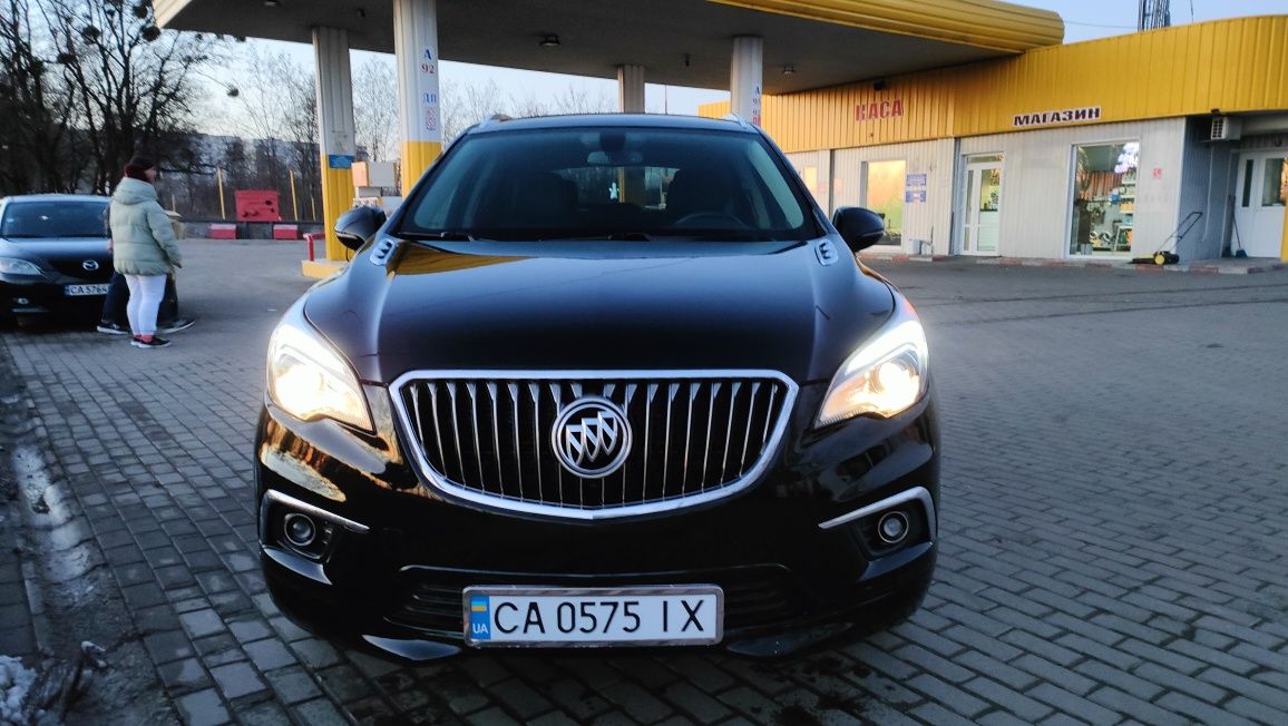 Buick Envision 2016.
