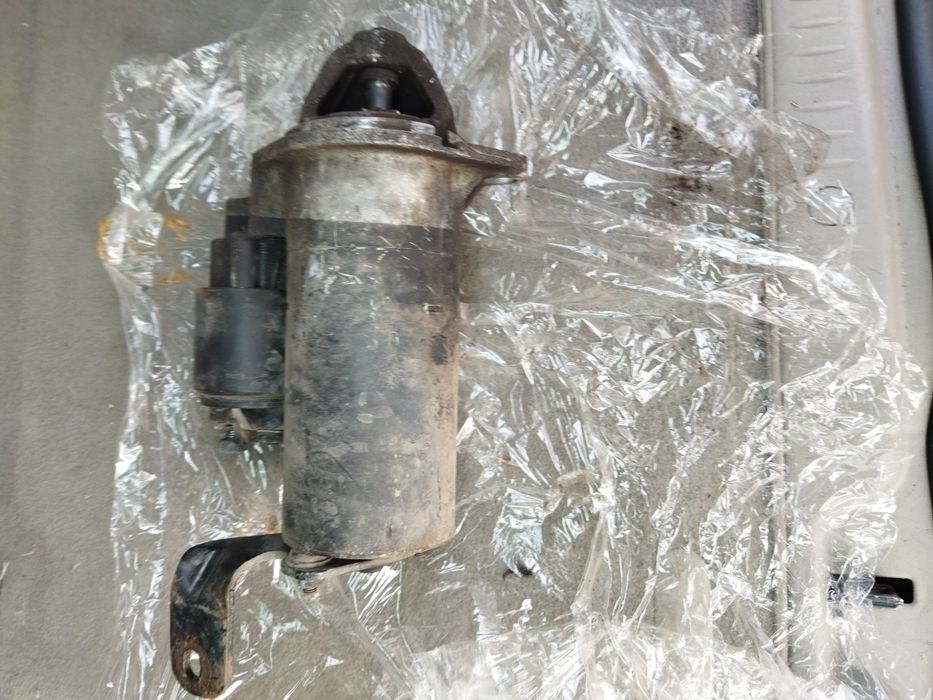 продам стартер опель вектра б