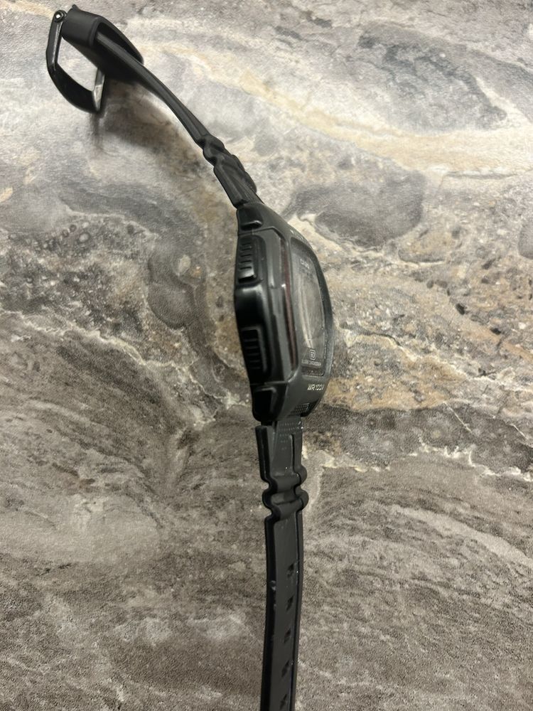 Продам часы Casio HDD-600-1A