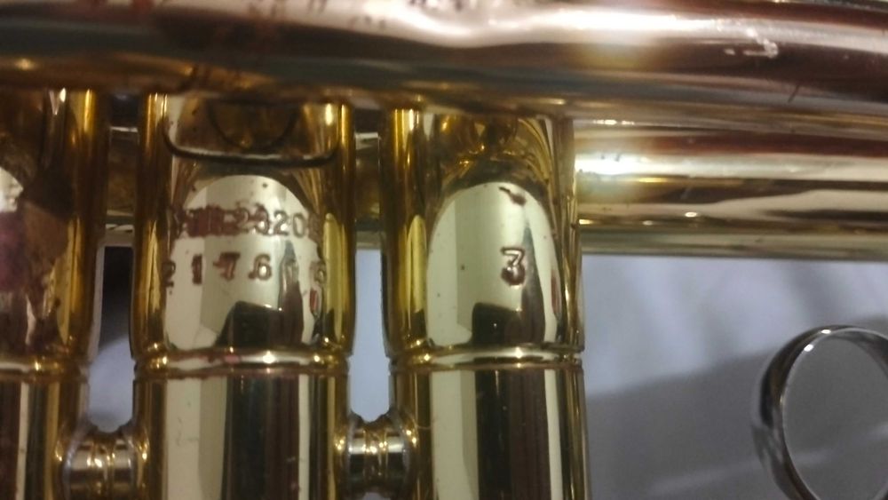 Trompete Yamaha YTR 2320E