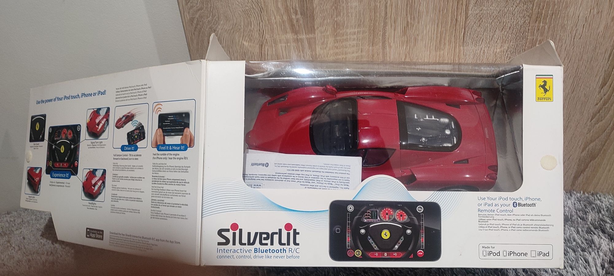 Samochód sterowany iPhonem Ferrari