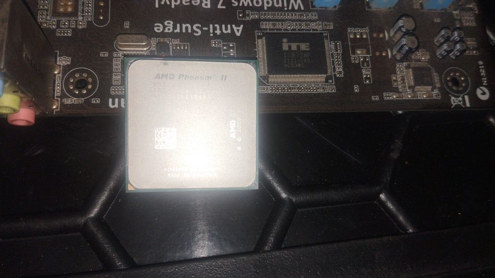 AMD Phenom II X6 1045T