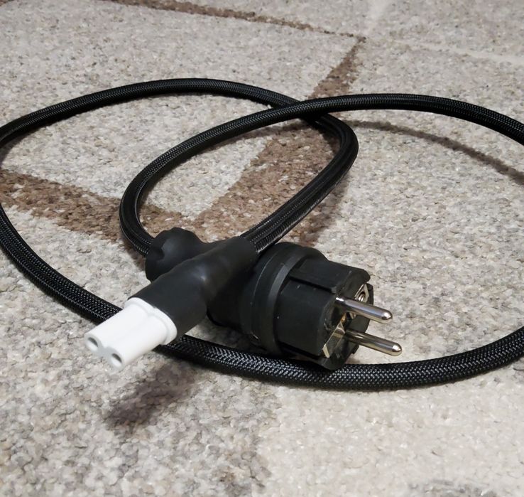 Kabel zasilający NEEL N-7ES C7 ósemka