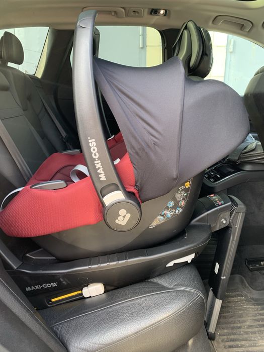 Автокрісло Maxi Cosi Tinca i-Size + база ISOFIX