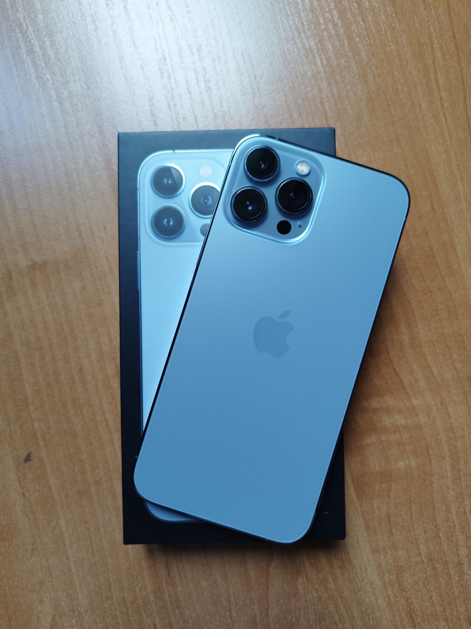 Apple iPhone 13 Pro Max 256Gb Sierra Blue Стан нового!Ідеал Neverlock