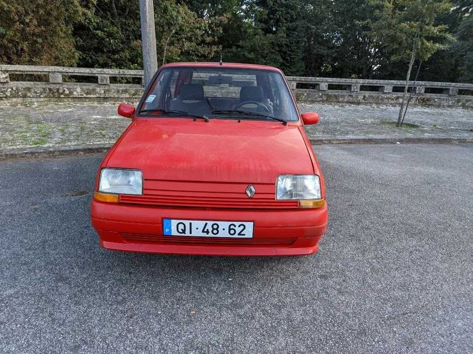 Renault 5 1.1 SL (pequena avaria)