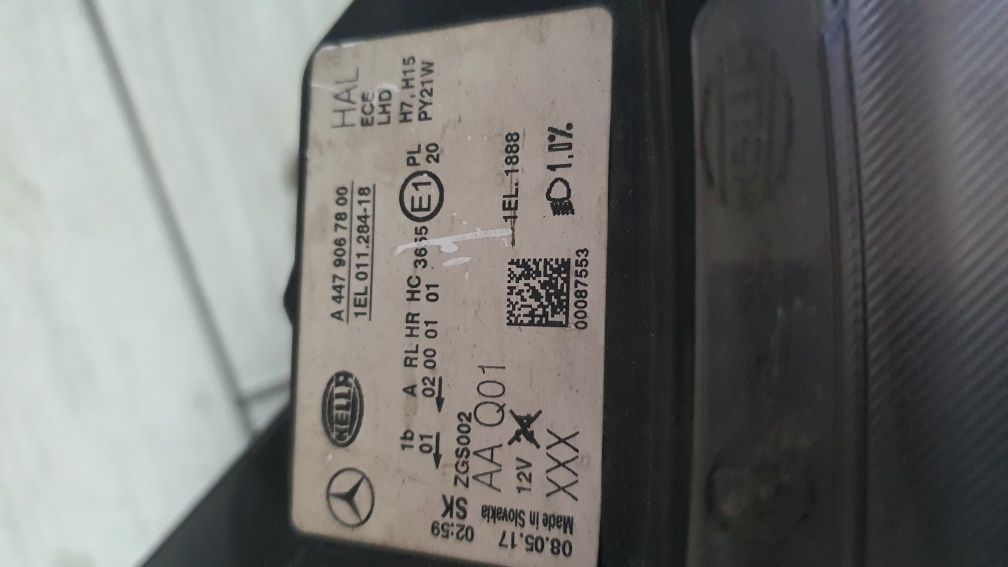 Передня права фара Mercedes-Benz vito w447 2015-2023