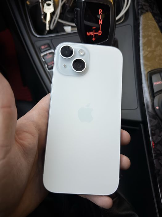 Iphone 15 на 128 идеал .