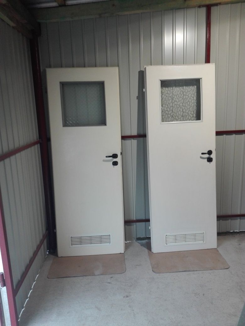 Drzwi łazienkowe prawe, 70cm, białe, 1 sztuka