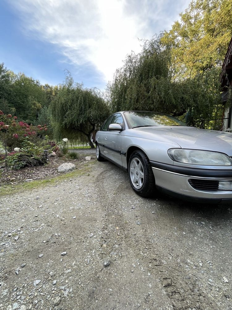 Opel Omega B.