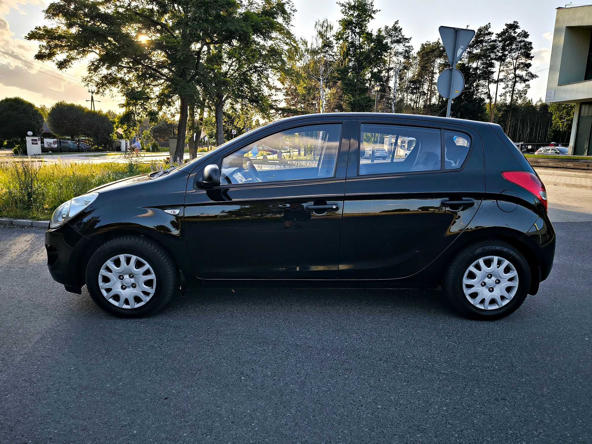 Hyundai i20 1.2 benzyna 2010r. Polski Salon