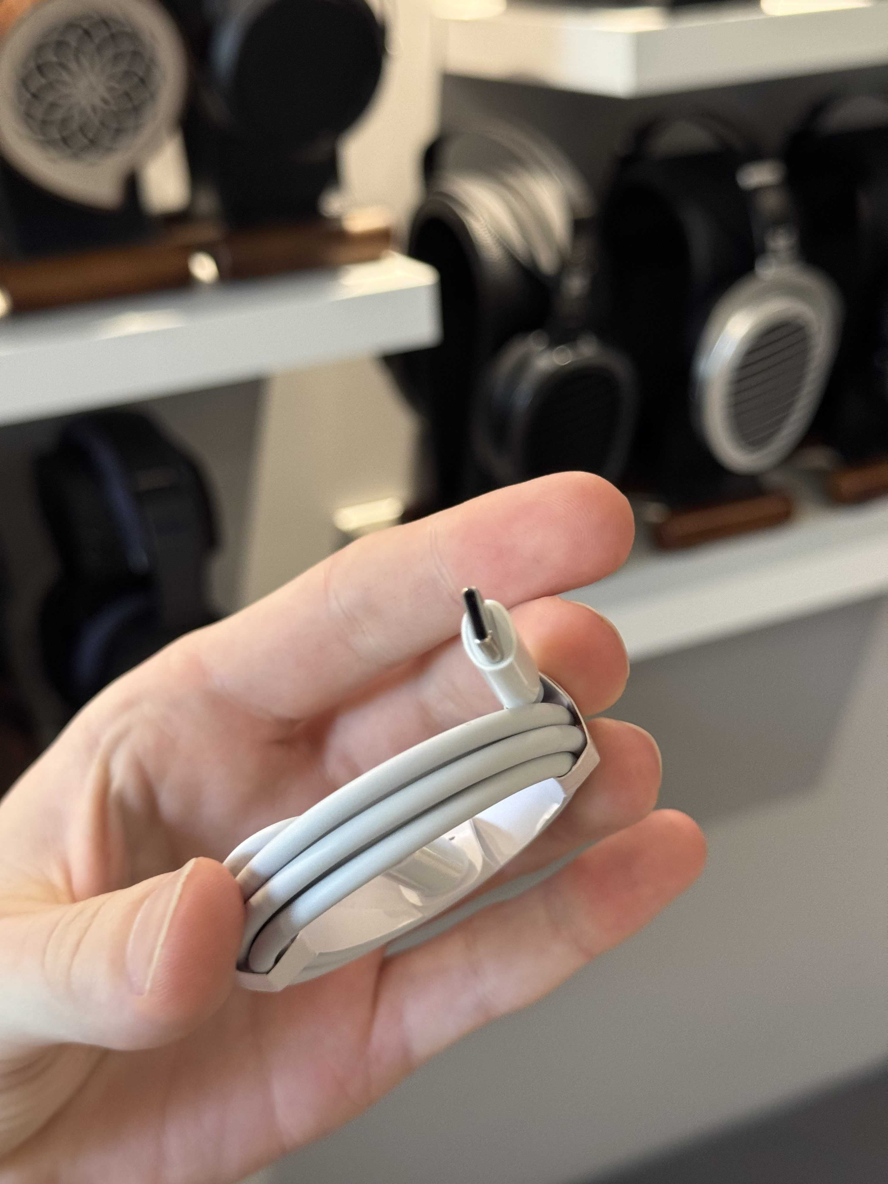 Biały kabel USB-C do USB-C kompatybilny z Apple iPhone