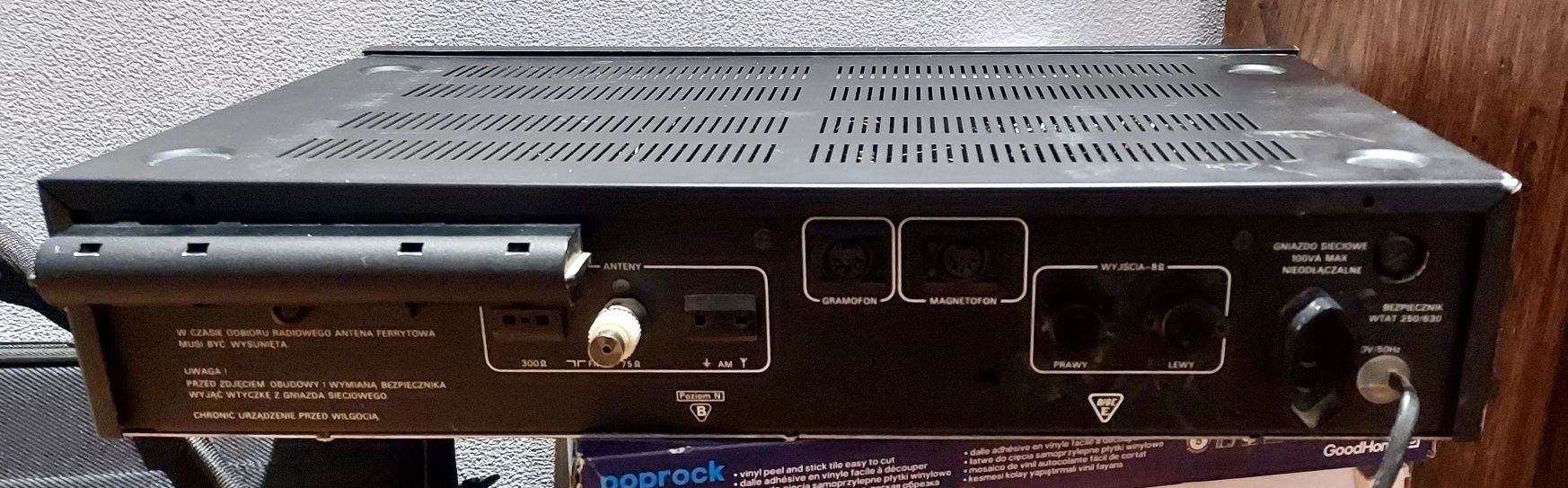 Diora Tosca 303 Amplituner Tuner