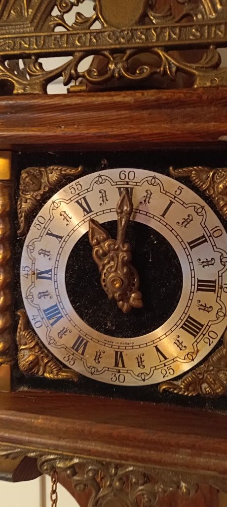Часы настенные с боем  Голандия под ремонт отсутствуют гири без торга