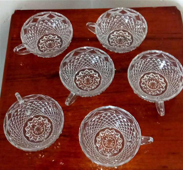 Stare Kryształowe filiżanki