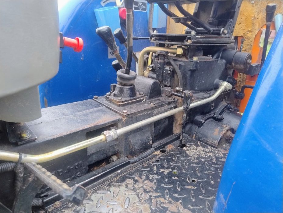 Трактор дтз 240.4. обмін