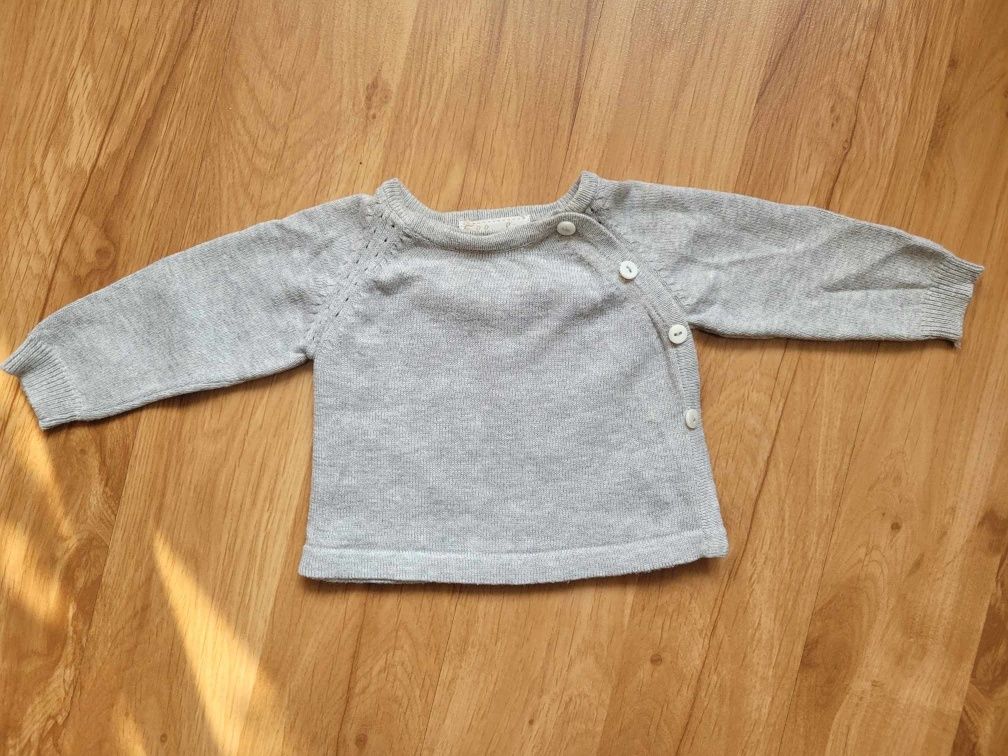 Sweterek niemowlęcy 54-60