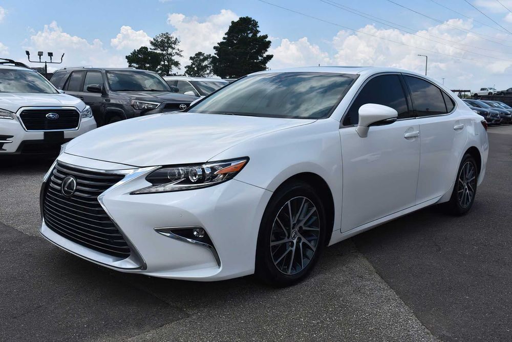 Lexus ES 350      2018
