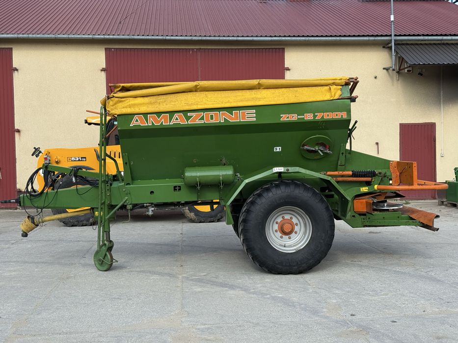 Rozsiewacz do wapna Amazone ZG-B 7001