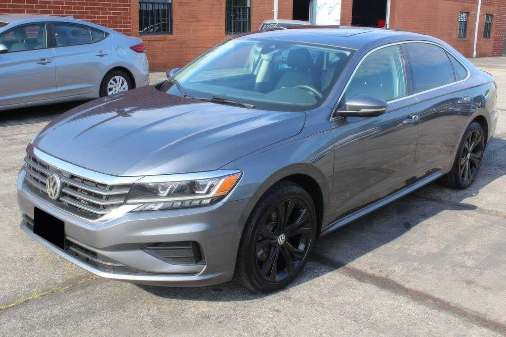 Volkswagen Passat SE      2021