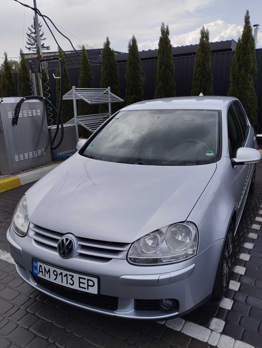 ПРОДАМ Volkswagen  golf V