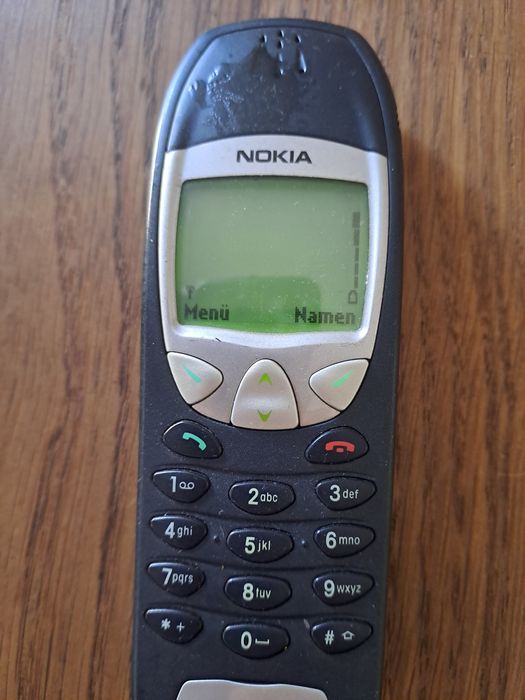 Kultowa Nokia 6210 / 6310i  z ładowarką - Sprawna