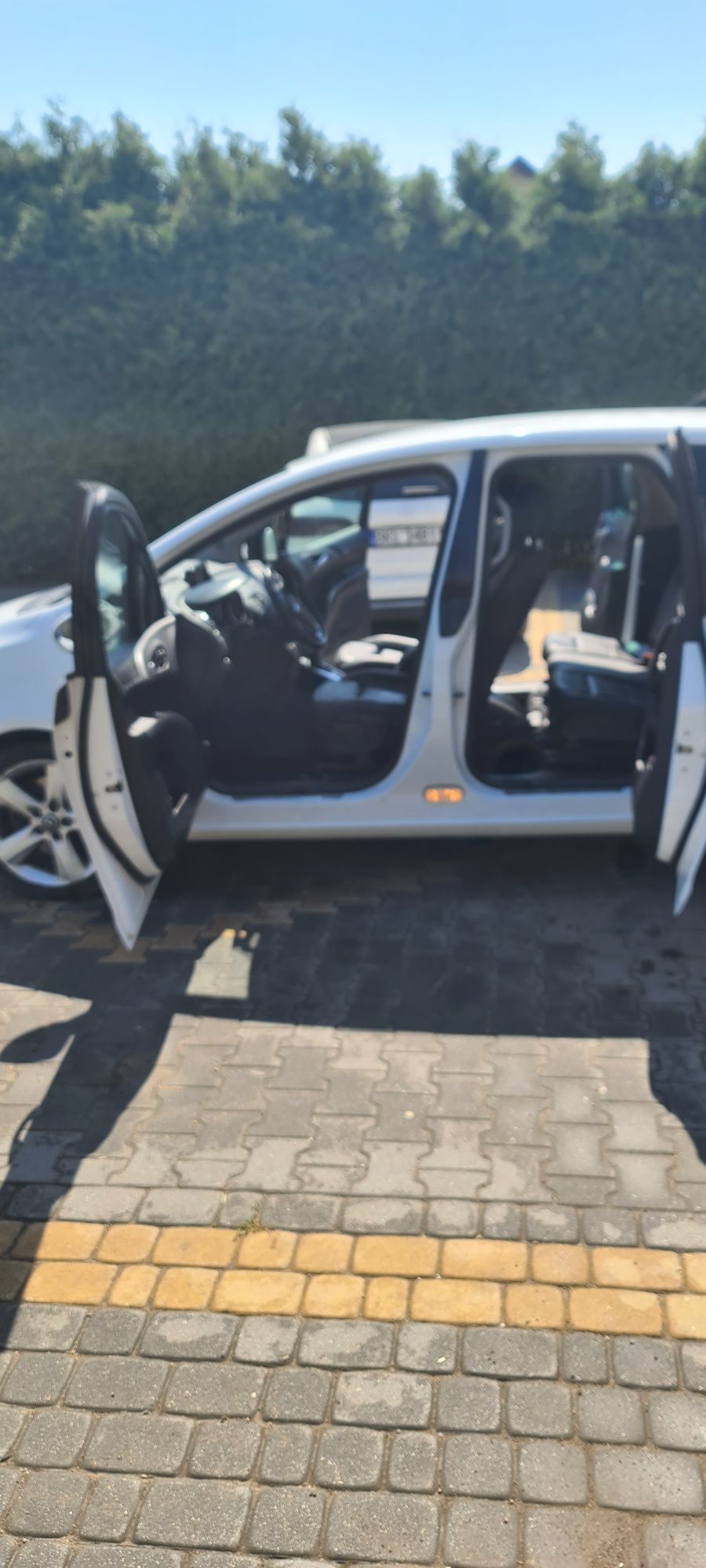 Opel Meriva 2010 1.7 cdti ( diesel)