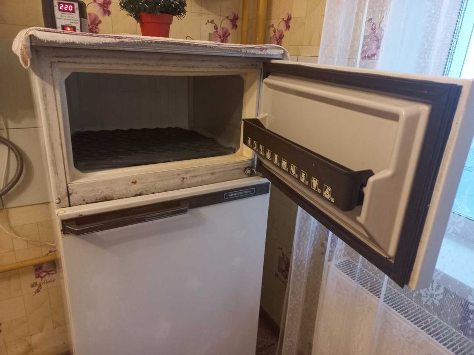 Продам холодильник "Минск"