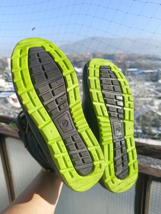 Buty zimowe nowe 34