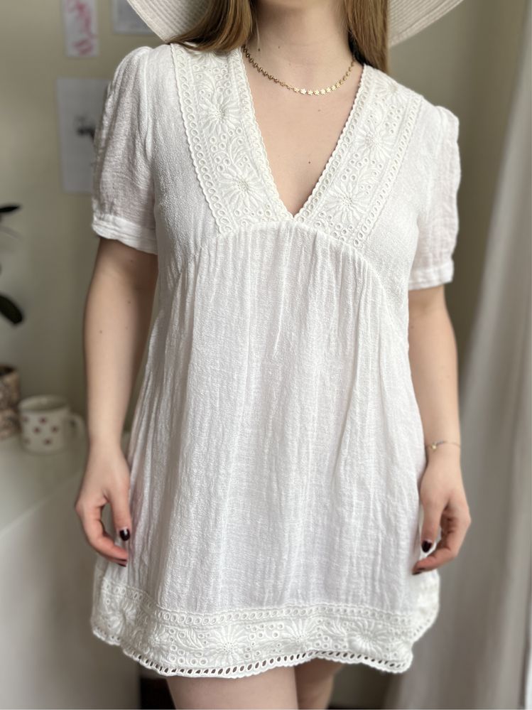 Biała kremowa sukienka mini bawełniana lniana na lato zara s