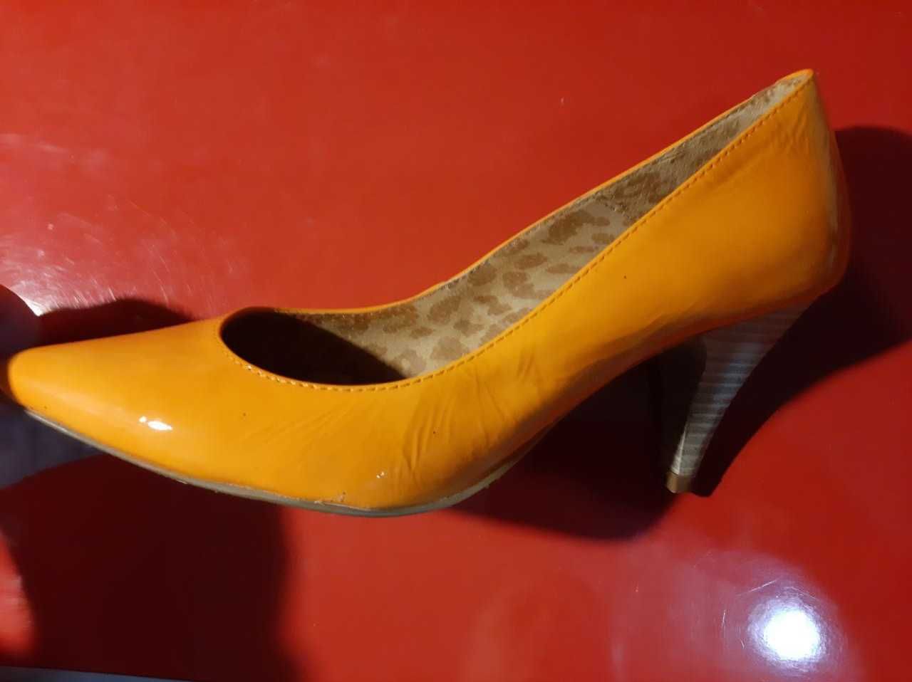 Продам туфли женские (Испания)
