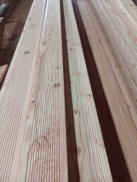 Терасна дошка модрина рифлена