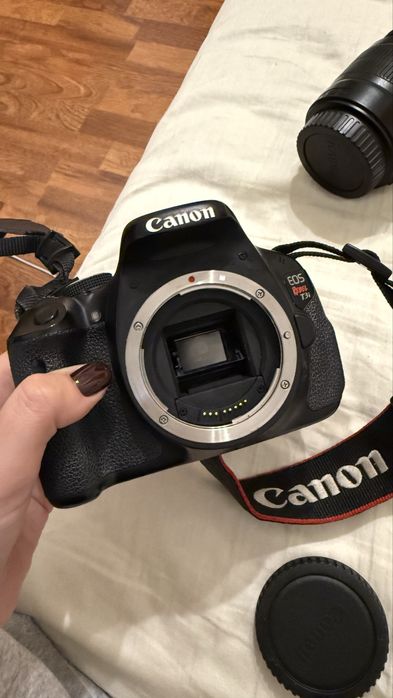 Фотоапарат Canon 600d + обєктив EFS 18-55mm