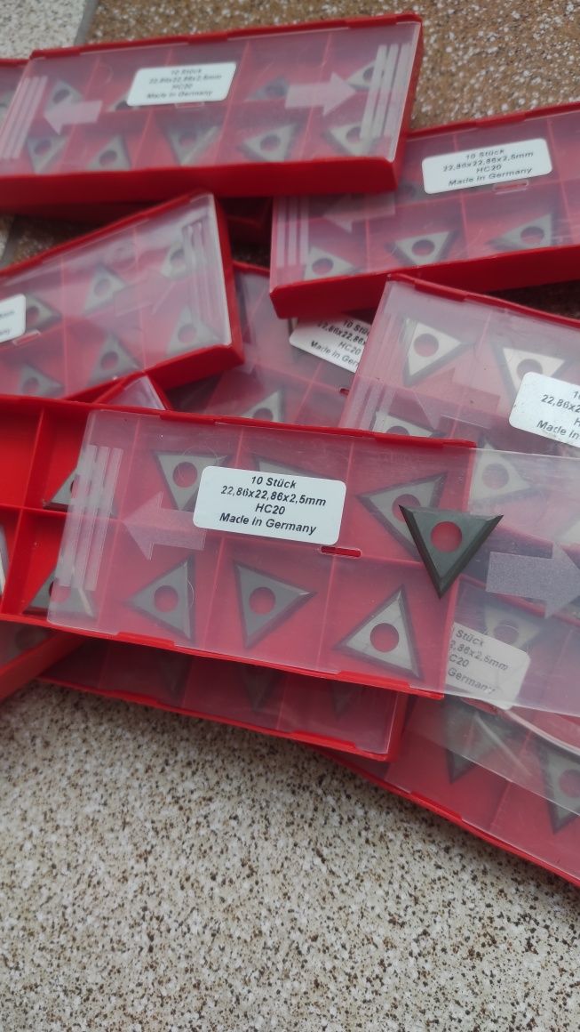 Подрезной нож треугольник 22,86x22,86x2,5mm HC20 Made in Germany