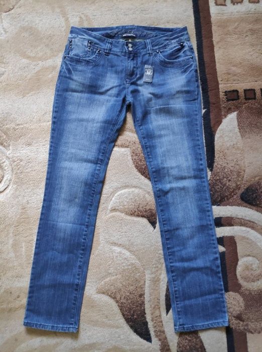 Fajne jeansy Lipsy Loves Denim rozmiar 14 nowe