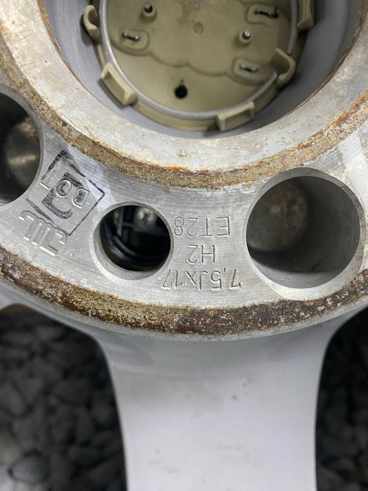 Диски R17 5x112 7.5J ET28 Audi VW Skoda