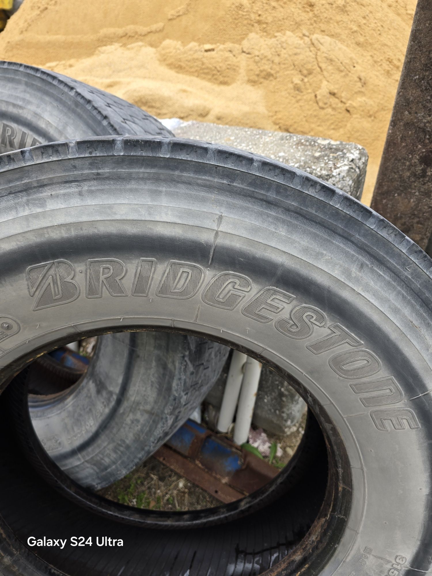 Pneus 315/80/22.5