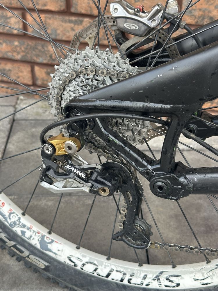 Двух подвес Lapierre froggy 318 , rock shox totem , saint , avid code